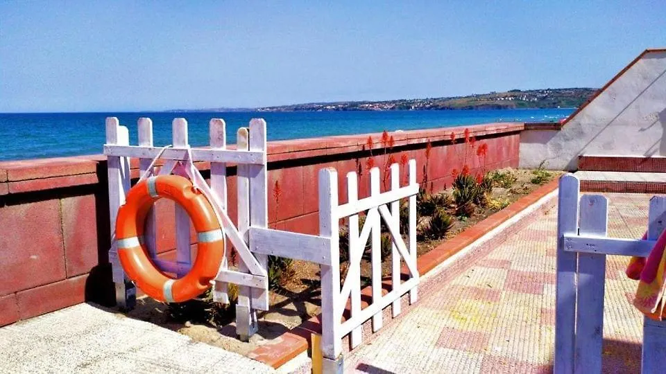Casa La Terrazza - House On The Sea Villa Augusta Italy